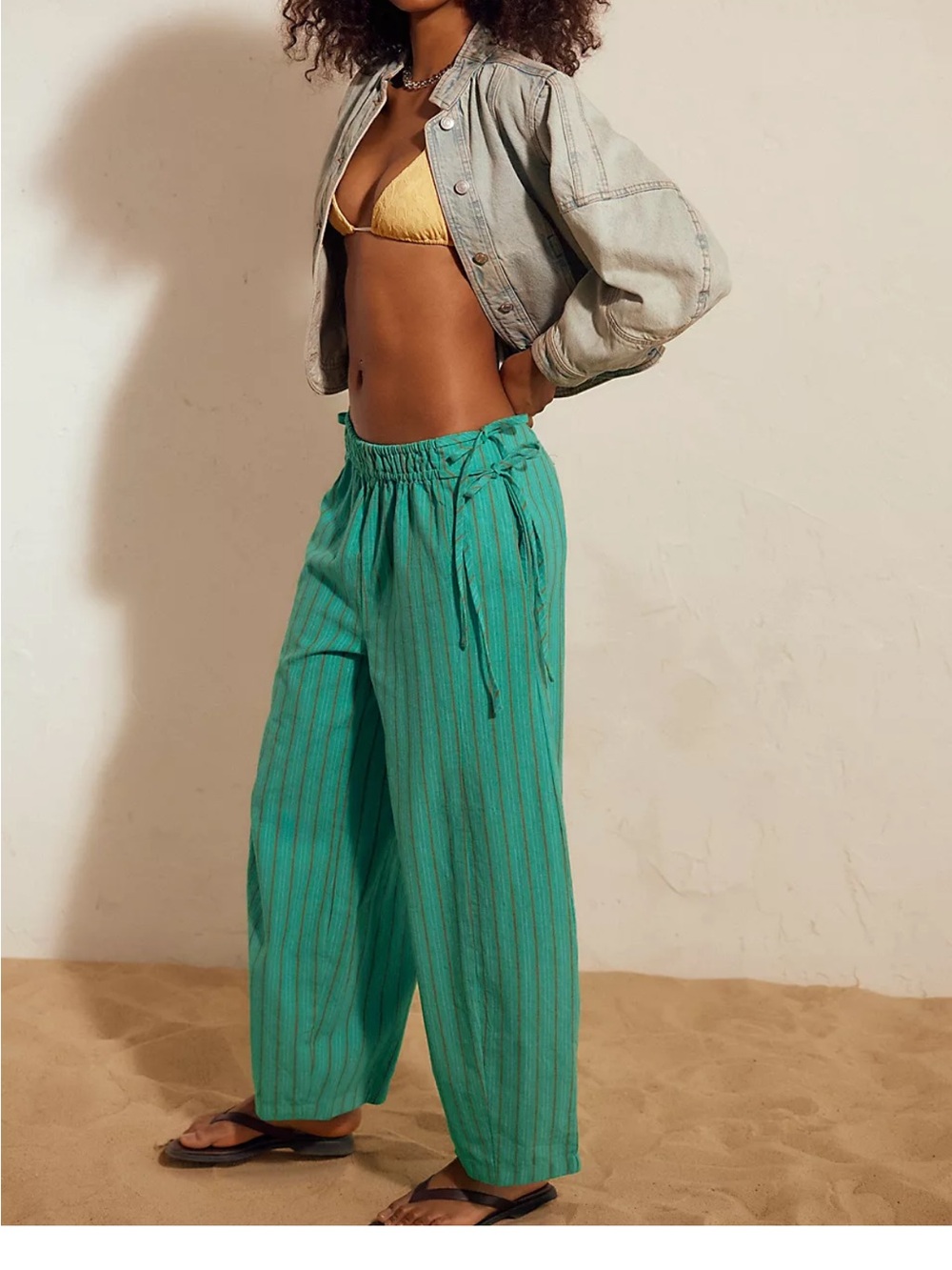 FREE PEOPLE. SUN DAZED WIDE LEG FREE FLOW PANTS. BNWT. SIZE SMALL